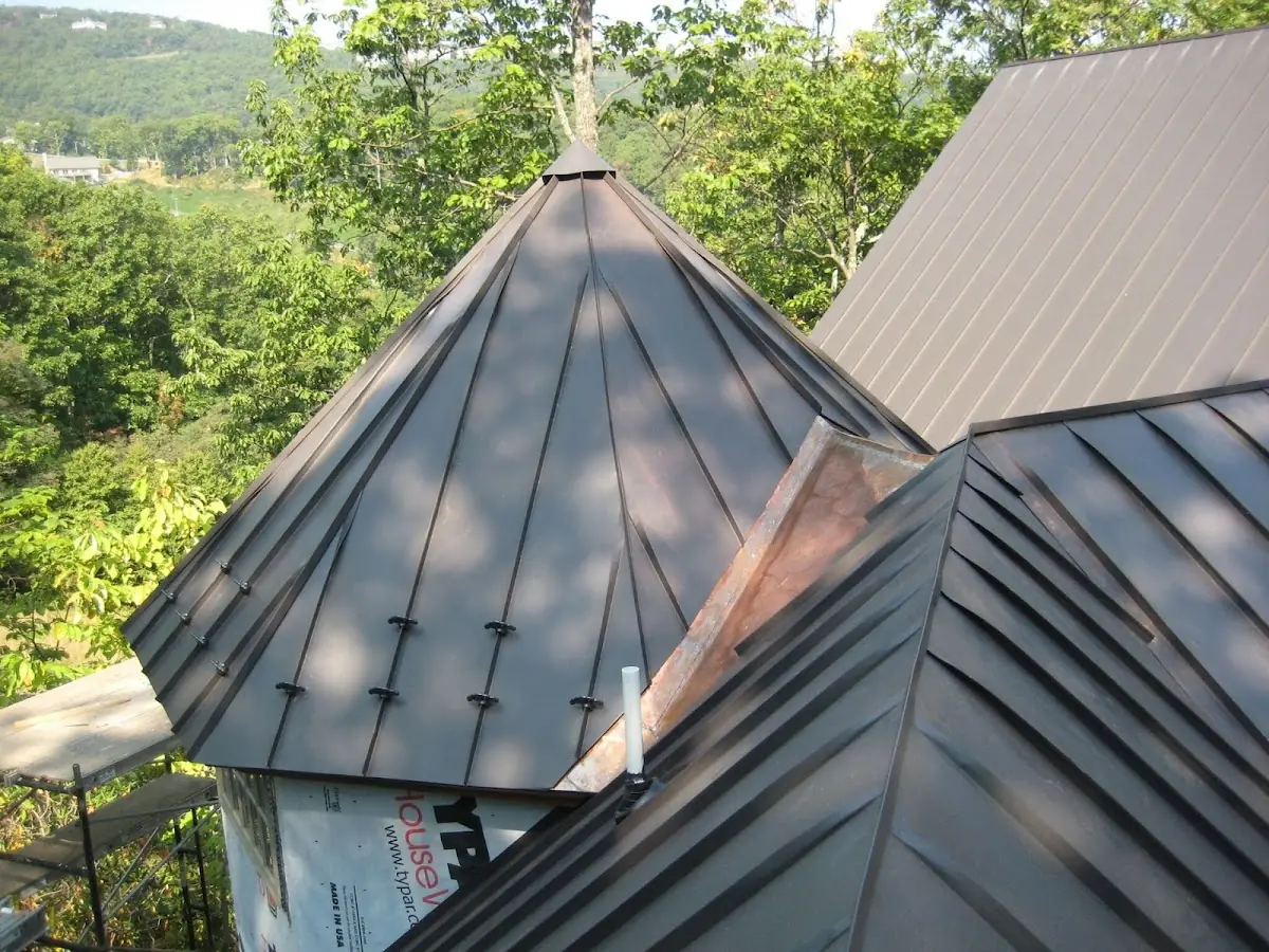 Professional Gutter Cleaning by Craftsman Roofing in Spike Island